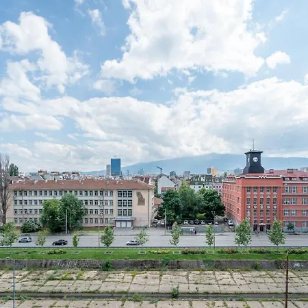 Cozy Modern With Stunning View! * Sofia
