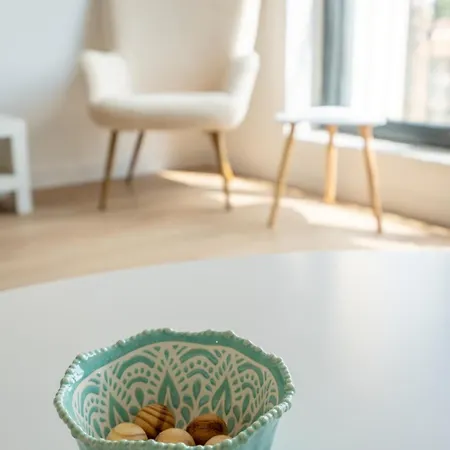 Cozy Modern With Stunning View! Apartment *