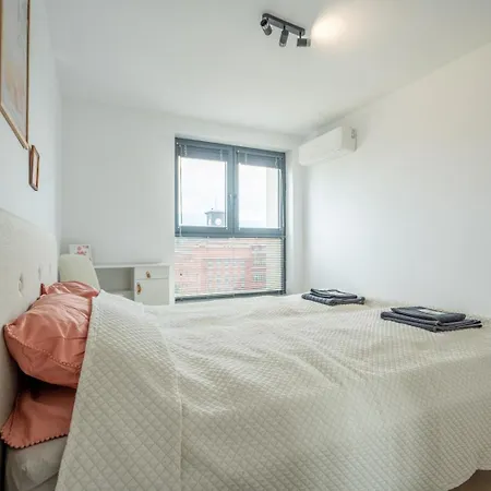 Cozy Modern With Stunning View! סופיה