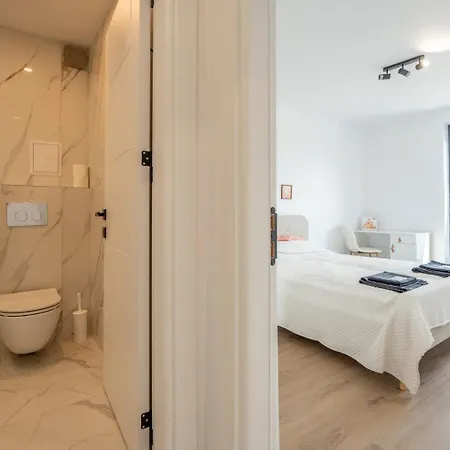 Cozy Modern With Stunning View! Apartment Sofia